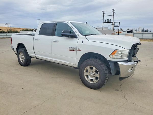 2016 RAM 2500 SLT