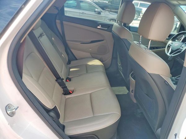 2019 HYUNDAI TUCSON