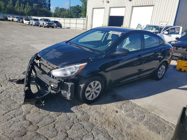 2017 HYUNDAI ACCENT SE Base