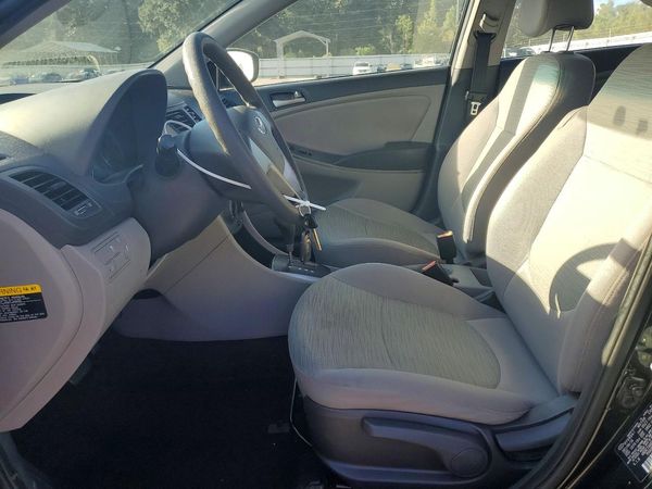 2017 HYUNDAI ACCENT SE Base