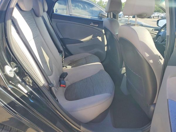 2017 HYUNDAI ACCENT SE Base