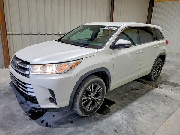 2017 TOYOTA HIGHLANDER