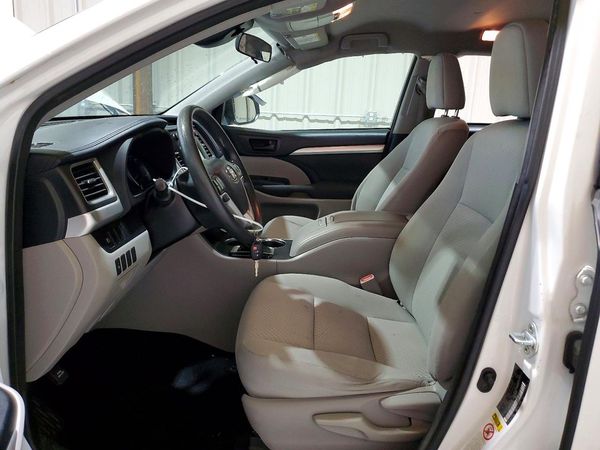 2017 TOYOTA HIGHLANDER