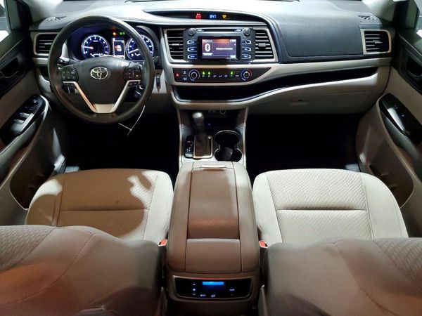 2017 TOYOTA HIGHLANDER