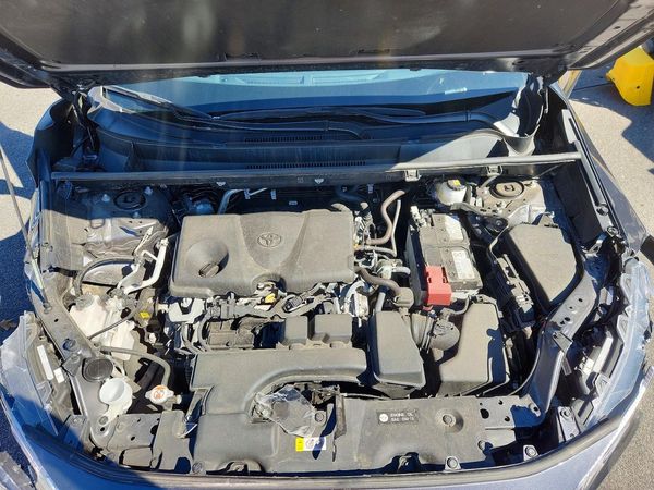 2025 TOYOTA RAV4 — Engine bay