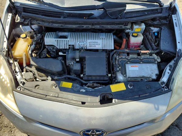 2012 TOYOTA PRIUS