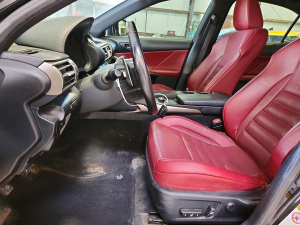 2016 LEXUS IS 300