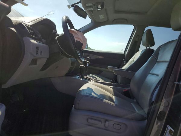 2016 HONDA PILOT EXL — DENT