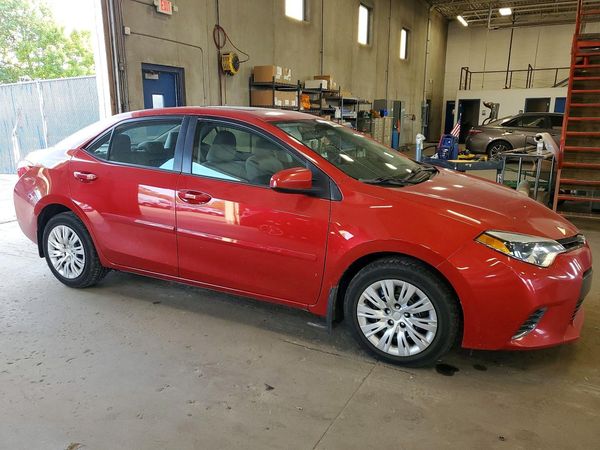 2015 TOYOTA COROLLA