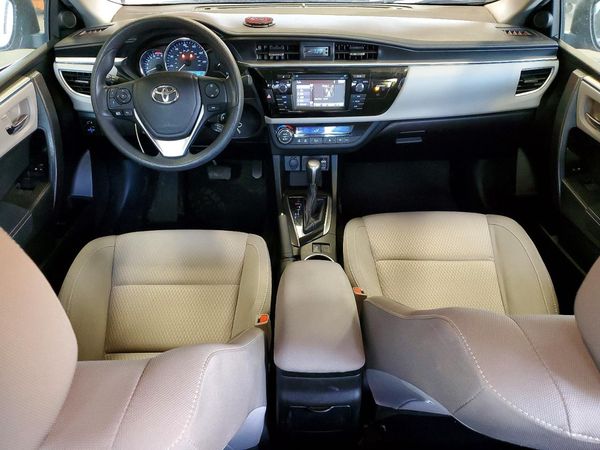 2015 TOYOTA COROLLA