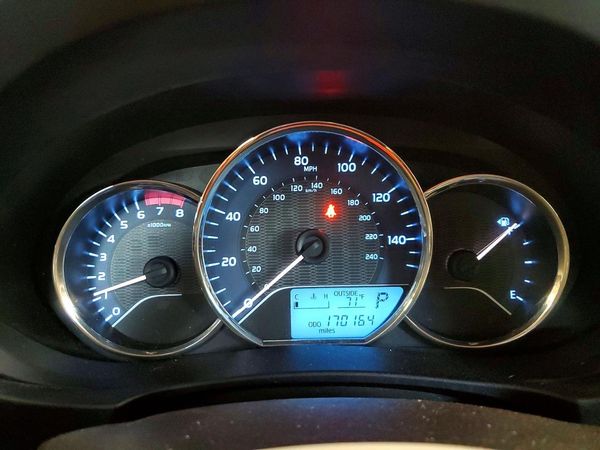 2015 TOYOTA COROLLA