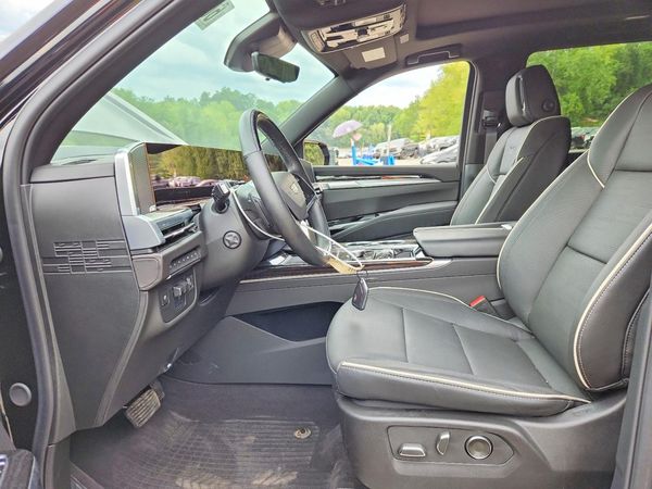 2025 CADILLAC ESCALADE