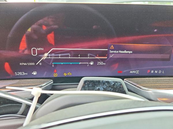 2025 CADILLAC ESCALADE