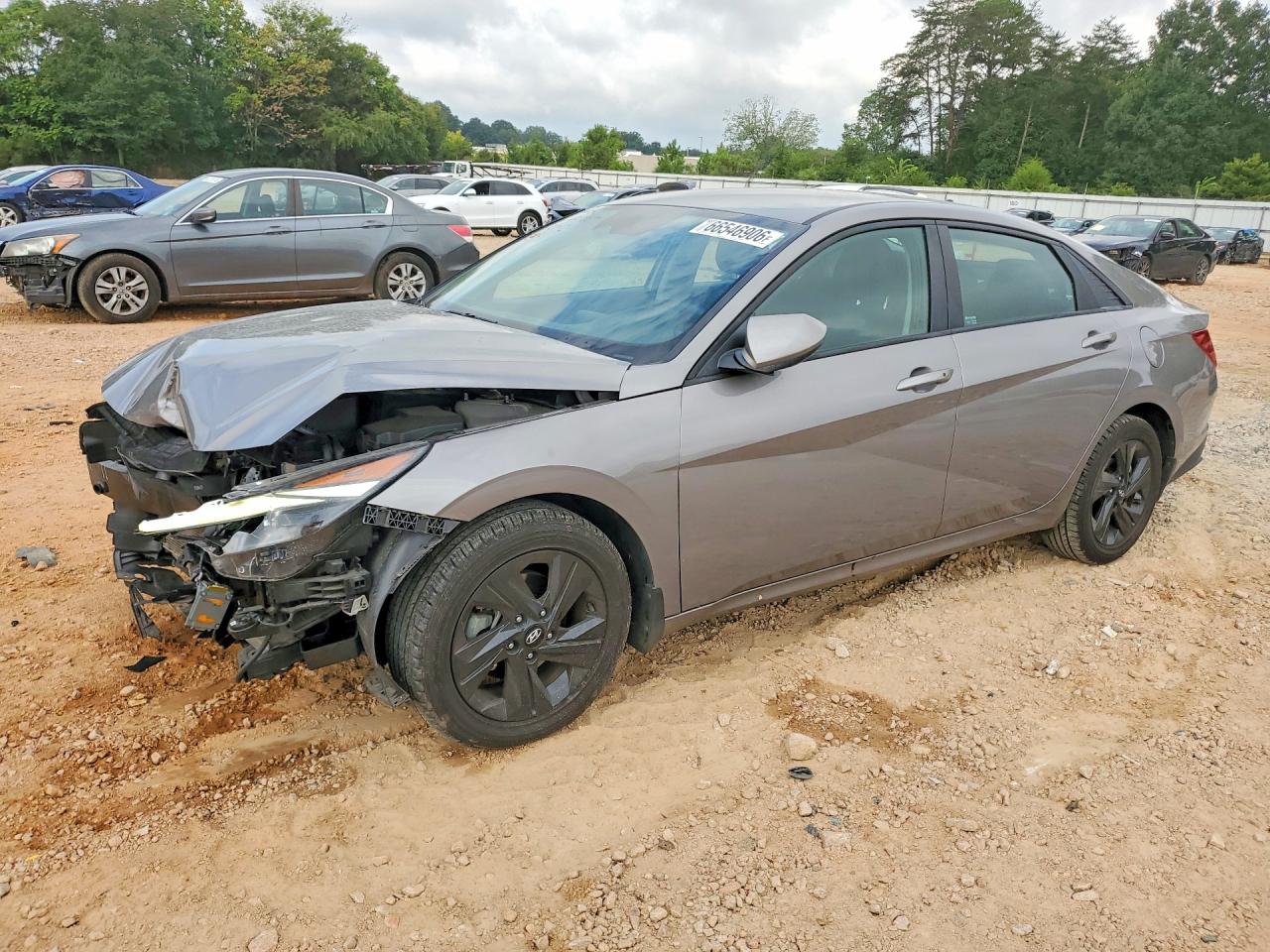 2022 HYUNDAI ELANTRA