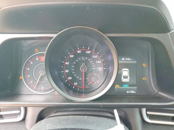 2022 HYUNDAI ELANTRA