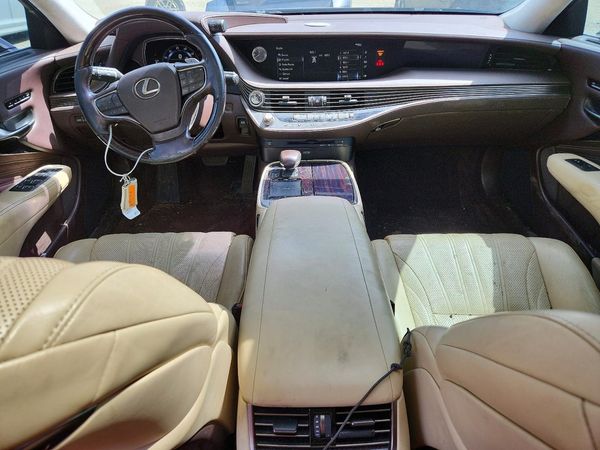 2019 LEXUS LS