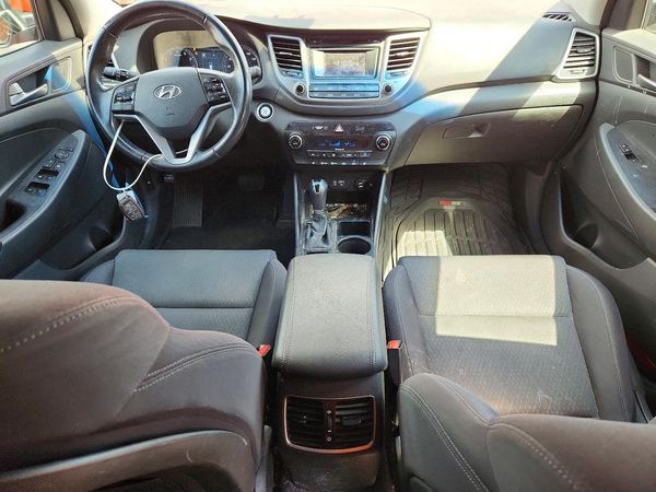2017 HYUNDAI TUCSON