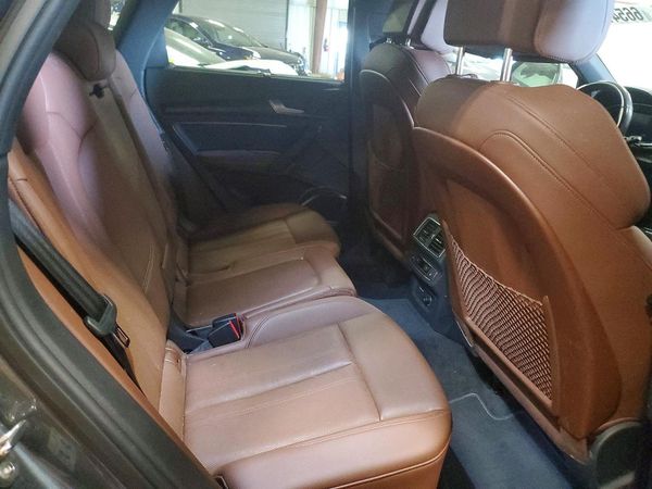 2019 AUDI Q5 quattro Premium Plus