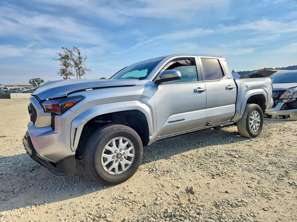 2024 TOYOTA TACOMA — Front 3/4