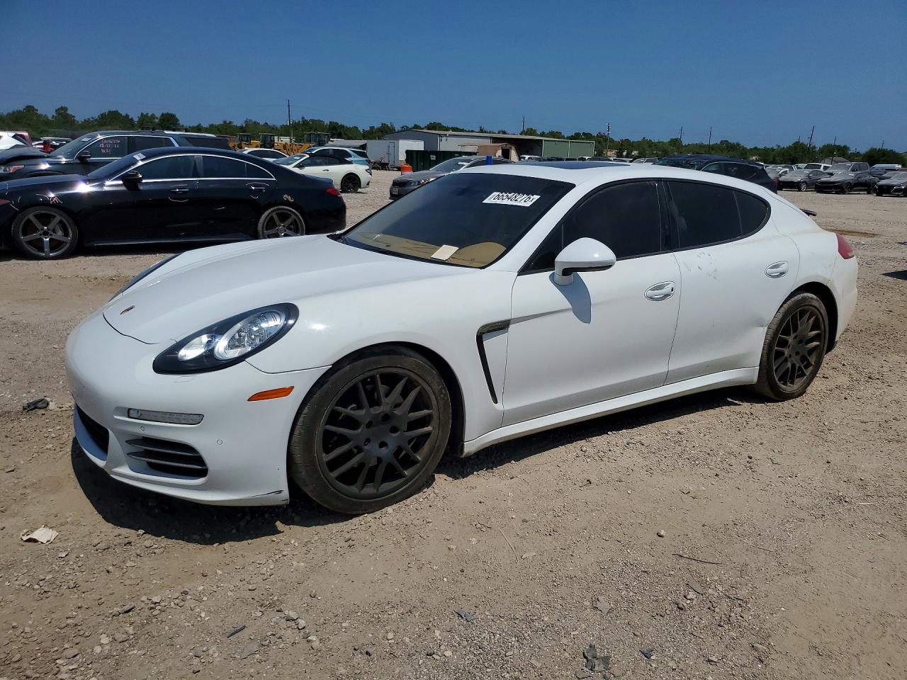 2015 PORSCHE PANAMERA Base (2WD), 4 (4WD)