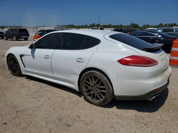 2015 PORSCHE PANAMERA Base (2WD), 4 (4WD)