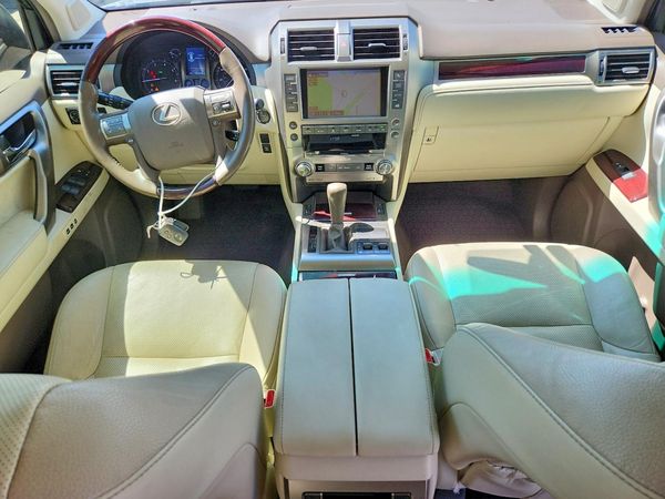 2017 LEXUS GX