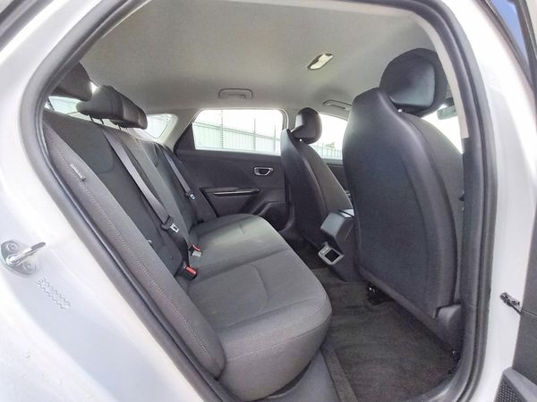 2026 KIA K4 LX, LXS