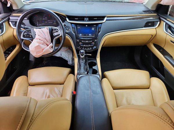 2014 CADILLAC XTS Luxury