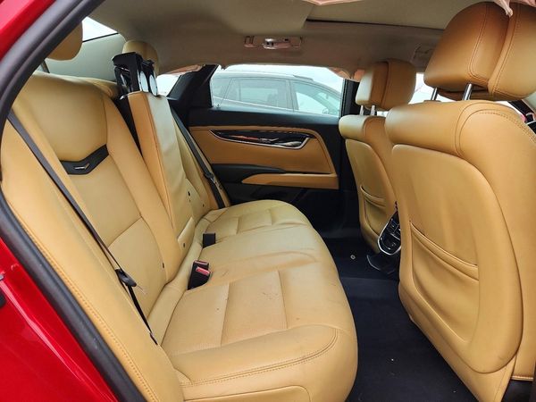 2014 CADILLAC XTS Luxury