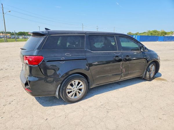 2018 KIA SEDONA