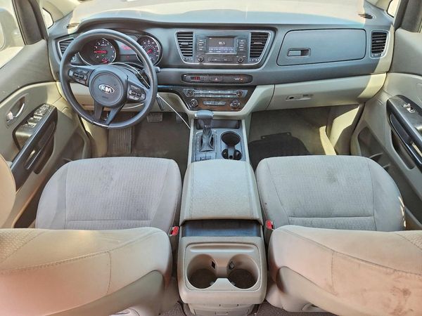 2018 KIA SEDONA
