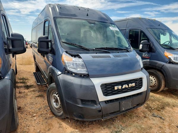2021 RAM PROMASTER 3500 — Passenger 3/4