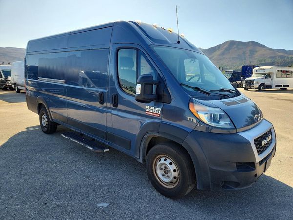2021 RAM PROMASTER 3500 — Passenger 3/4