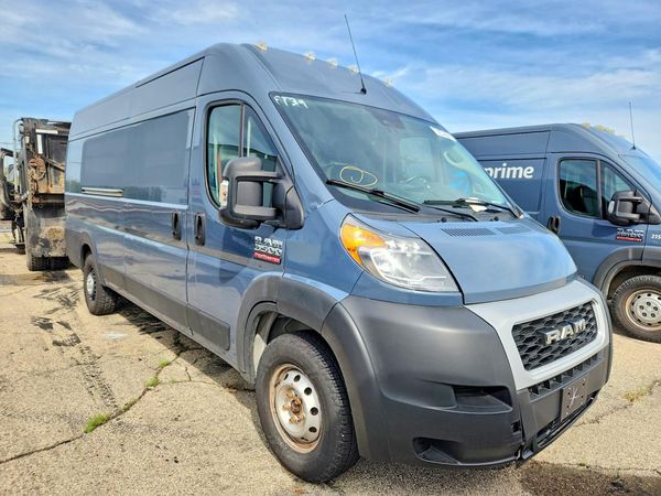 2021 RAM PROMASTER 3500 — Passenger 3/4