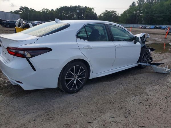 2023 TOYOTA CAMRY