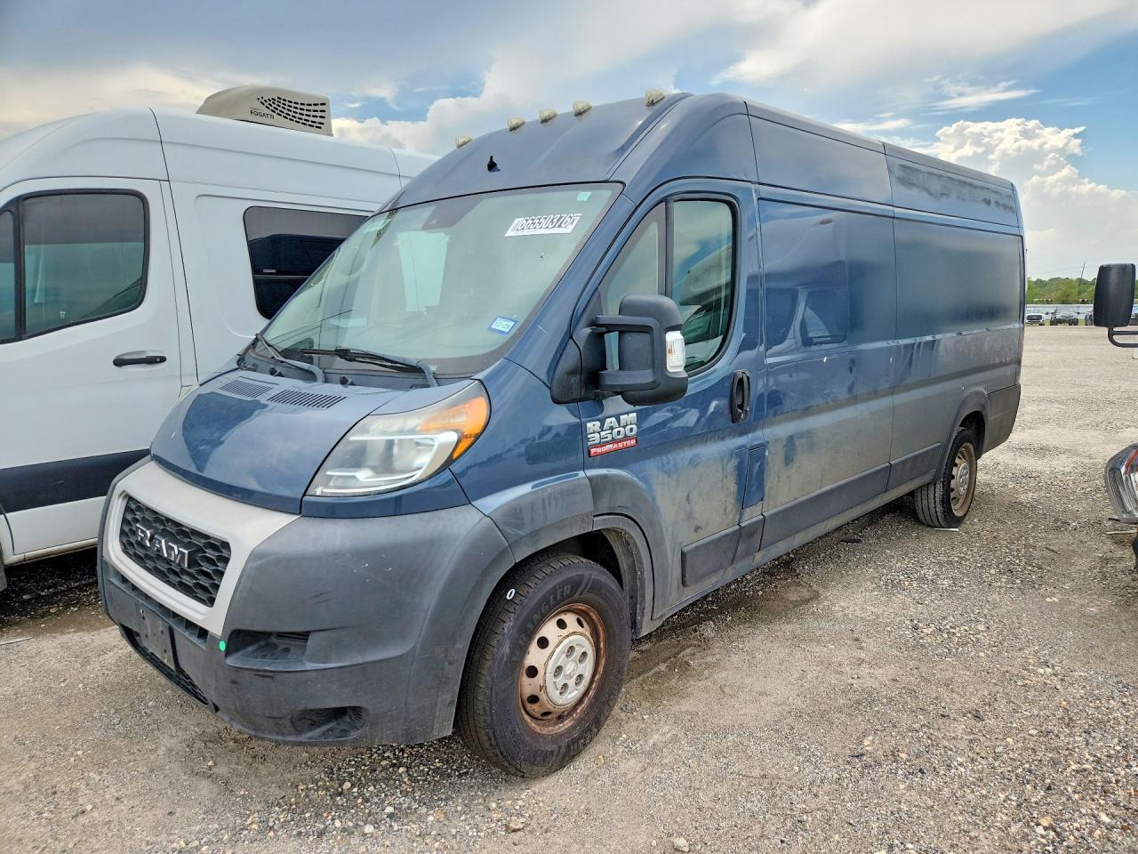 2021 RAM PROMASTER 3500 — Front 3/4