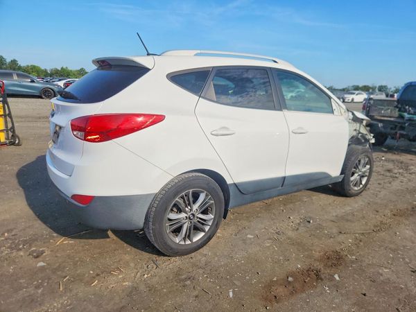 2015 HYUNDAI TUCSON GLS (Middle)