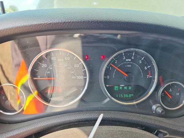 2015 JEEP WRANGLER UNLIMITED Sahara — ODOM