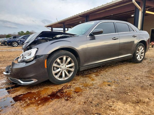 2018 CHRYSLER 300