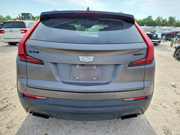 2023 CADILLAC XT4