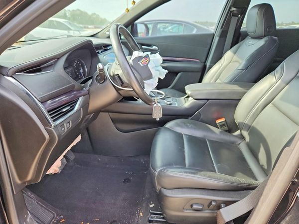 2023 CADILLAC XT4