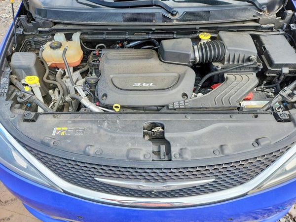 2017 CHRYSLER PACIFICA Touring L Plus