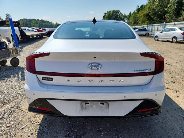 2022 HYUNDAI SONATA Limited