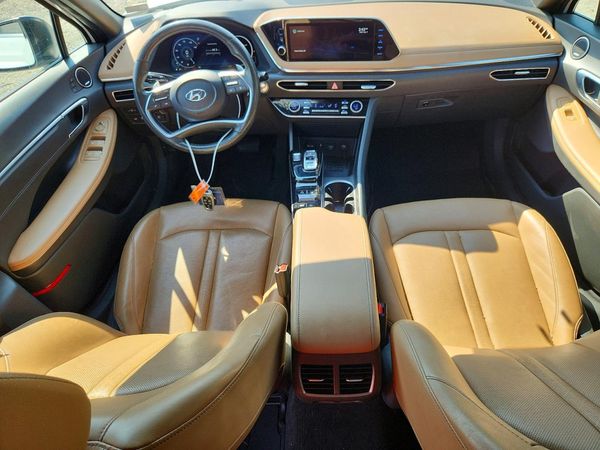 2022 HYUNDAI SONATA Limited