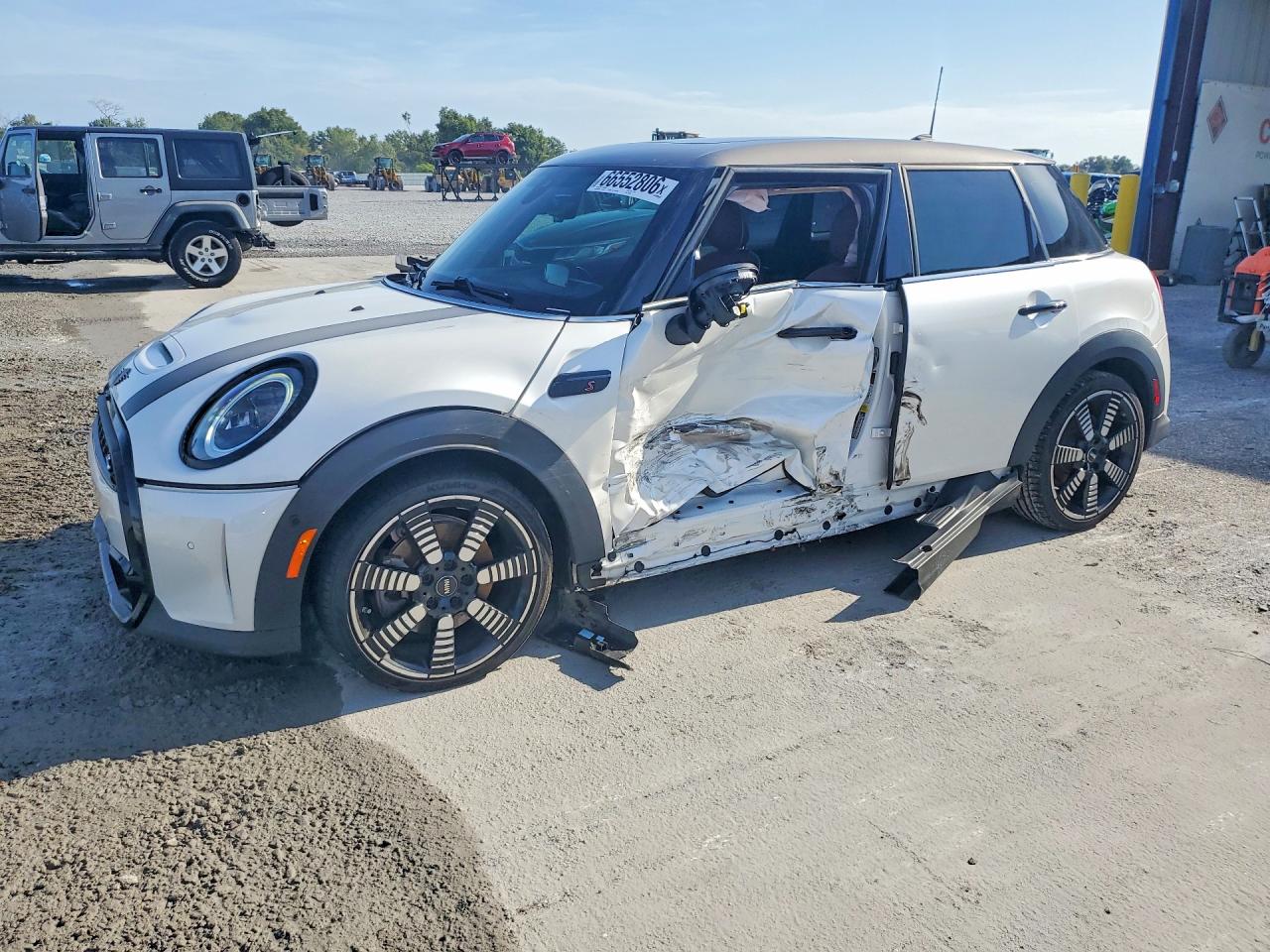 2024 MINI COOPER