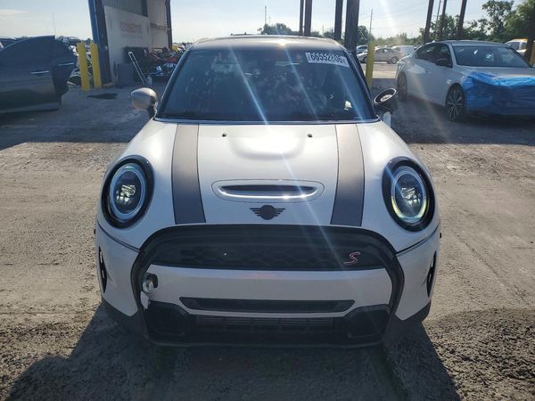 2024 MINI COOPER