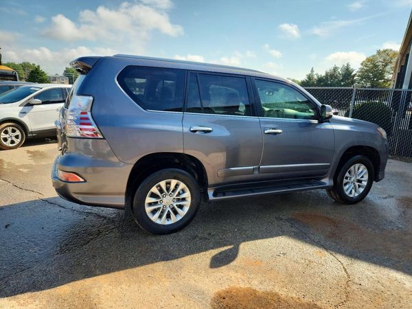 2017 LEXUS GX 460