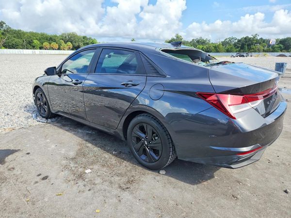 2021 HYUNDAI ELANTRA SEL w/ Convenience Pkg