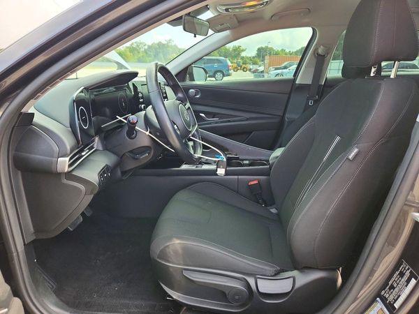 2021 HYUNDAI ELANTRA SEL w/ Convenience Pkg