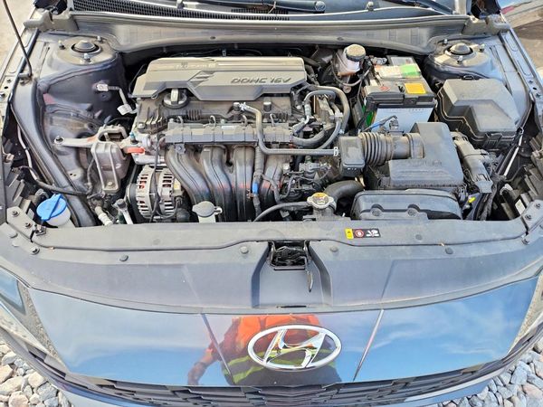 2021 HYUNDAI ELANTRA SEL w/ Convenience Pkg